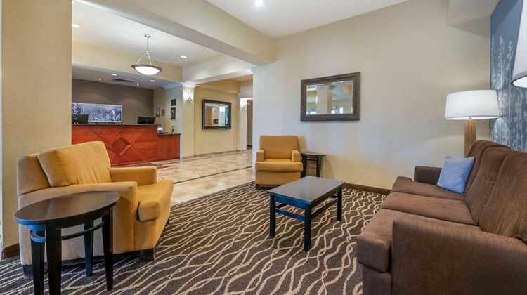 Sleep Inn & Suites Lobby