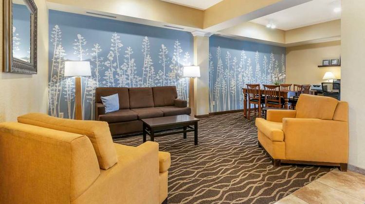 Sleep Inn & Suites Lobby