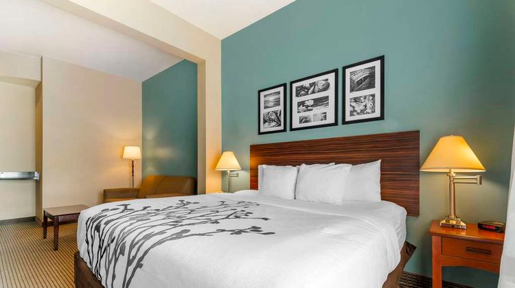 Sleep Inn & Suites Suite