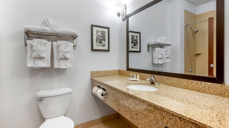 Comfort Suites Room