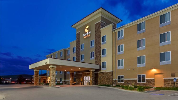 Comfort Suites Exterior
