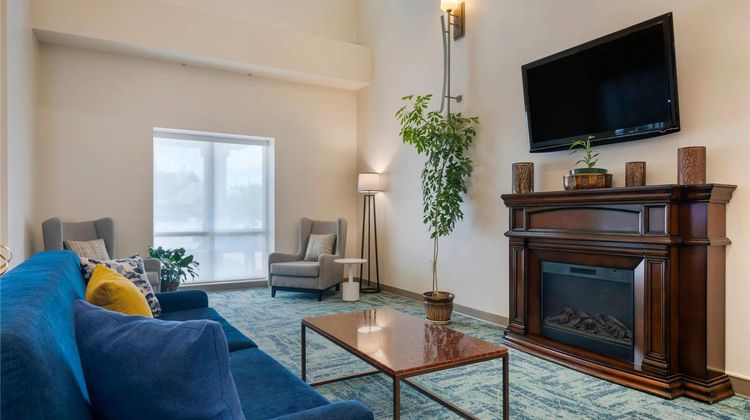 Comfort Suites Lobby
