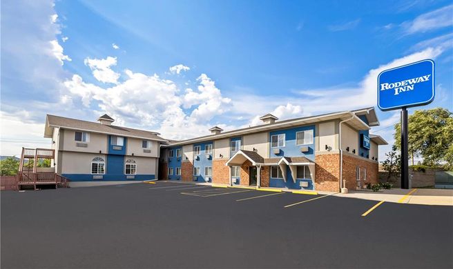 Rodeway Inn Rapid City Exterior