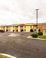 Econo Lodge Watertown