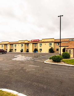 Econo Lodge Watertown