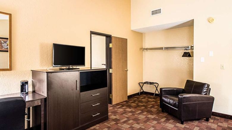 <b>Econo Lodge Watertown Suite</b>. Images powered by <a href="https://iceportal.shijigroup.com/" title="IcePortal" target="_blank">IcePortal</a>.