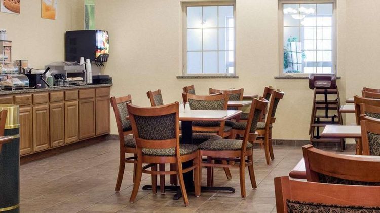 Quality Inn Oacoma Restaurant