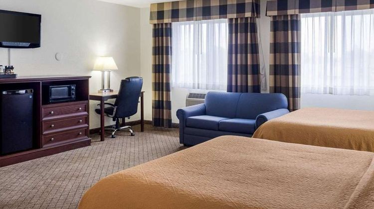 Quality Inn Oacoma Room