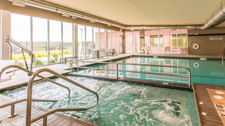 Cambria Hotel Rapid City Near Mount Rushmore Pool