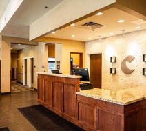 Comfort Suites University Lobby