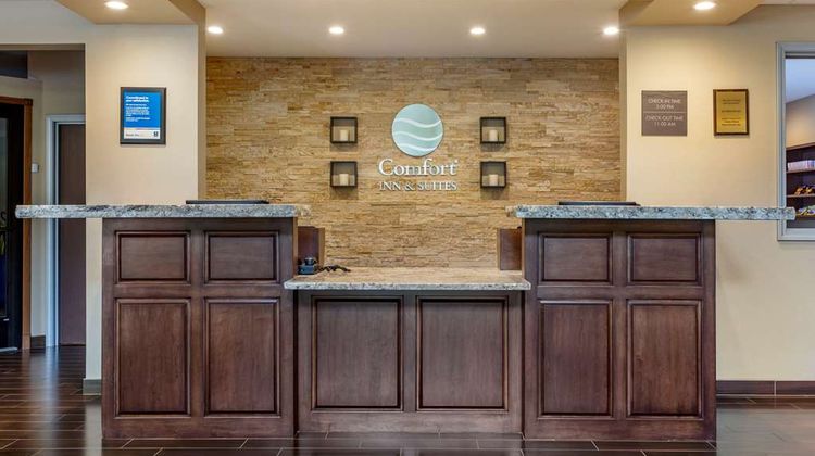 Comfort Inn & Suites Hill City Lobby