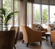 Home Hotel Tapto Lobby