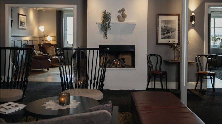 <b>Home Hotel Uman Lobby</b>. Images powered by <a href="https://iceportal.shijigroup.com/" title="IcePortal" target="_blank">IcePortal</a>.