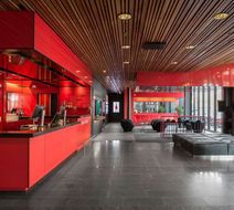 Quality Hotel 11 Lobby