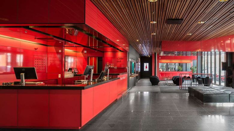 <b>Quality Hotel 11 Lobby</b>. Images powered by <a href="https://iceportal.shijigroup.com/" title="IcePortal" target="_blank">IcePortal</a>.