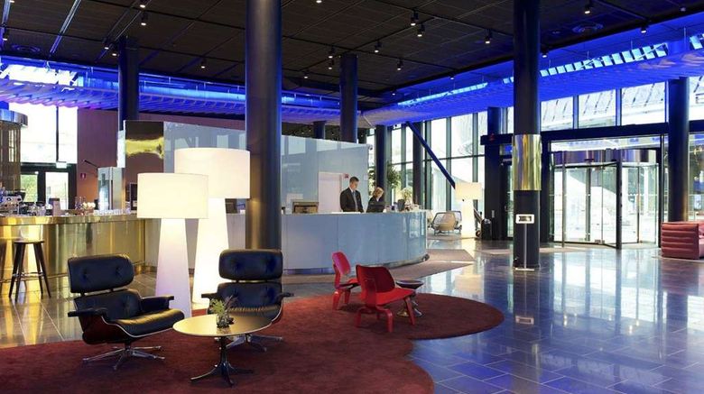 <b>Quality Hotel Globe Lobby</b>. Images powered by <a href="https://iceportal.shijigroup.com/" title="IcePortal" target="_blank">IcePortal</a>.