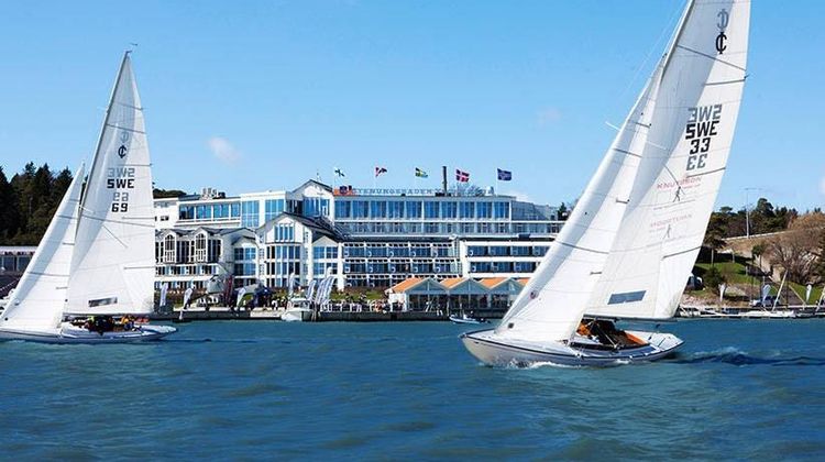 Stenungsbaden Yacht Club, Ascend Collect Exterior