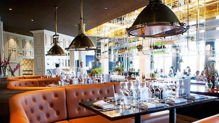 Stenungsbaden Yacht Club, Ascend Collect Restaurant