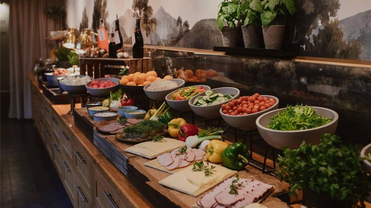 Home Hotel Drott Restaurant