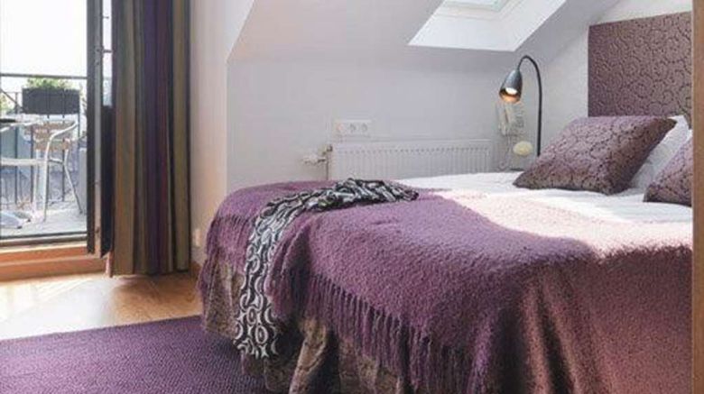 <b>Home Hotel Wellington Room</b>. Images powered by <a href="https://iceportal.shijigroup.com/" title="IcePortal" target="_blank">IcePortal</a>.