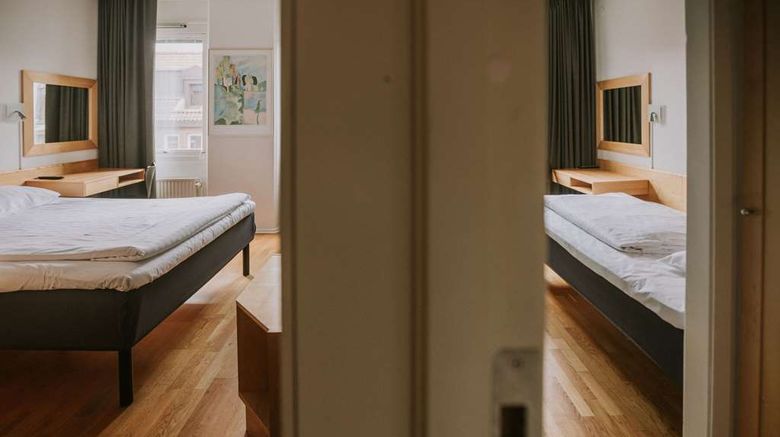 <b>Comfort Hotel Jazz Room</b>. Images powered by <a href="https://iceportal.shijigroup.com/" title="IcePortal" target="_blank">IcePortal</a>.