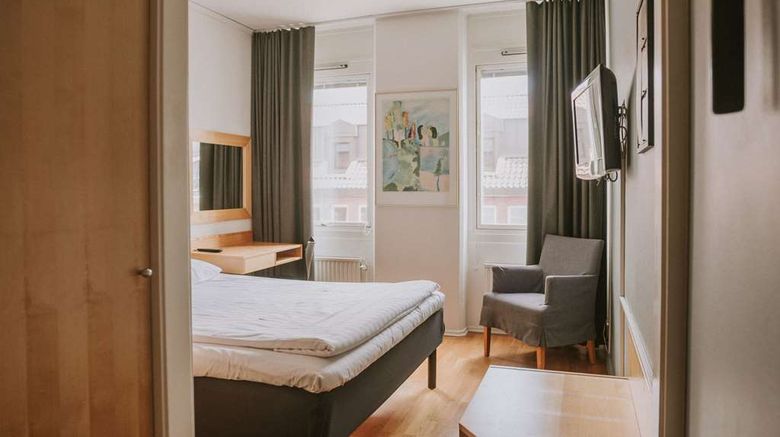 <b>Comfort Hotel Jazz Room</b>. Images powered by <a href="https://iceportal.shijigroup.com/" title="IcePortal" target="_blank">IcePortal</a>.