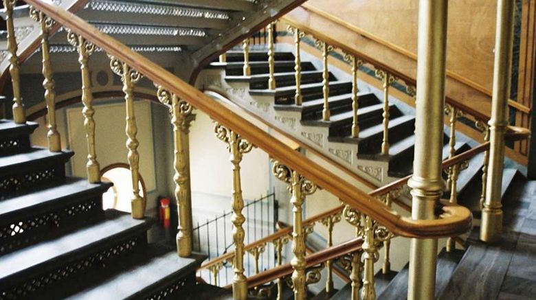 <b>Quality Hotel Statt Lobby</b>. Images powered by <a href="https://iceportal.shijigroup.com/" title="IcePortal" target="_blank">IcePortal</a>.