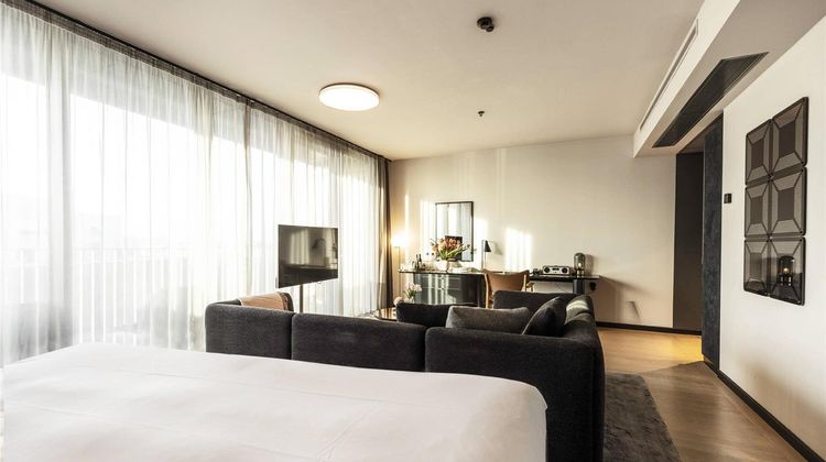 At Six, Ascend Hotel Collection Room