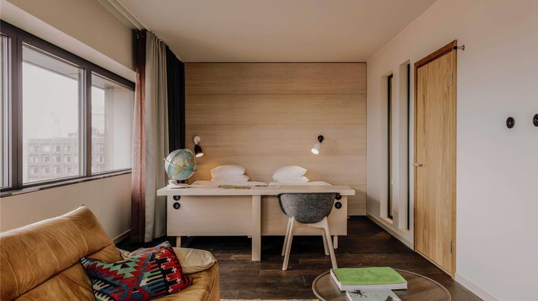 <b>Hobo, an Ascend Hotel Collection Member Room</b>. Images powered by <a href="https://iceportal.shijigroup.com/" title="IcePortal" target="_blank">IcePortal</a>.