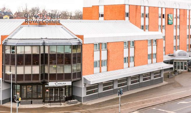 Quality Hotel Royal Corner Exterior
