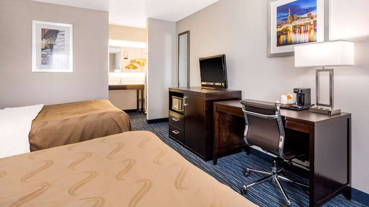 Quality Inn Gordonsville Room
