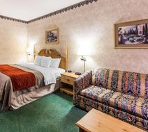 Econo Lodge Newport West Room