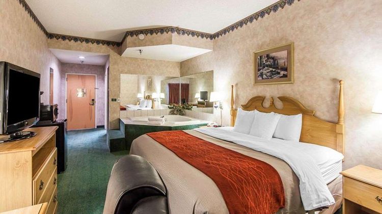 Econo Lodge Newport West Suite