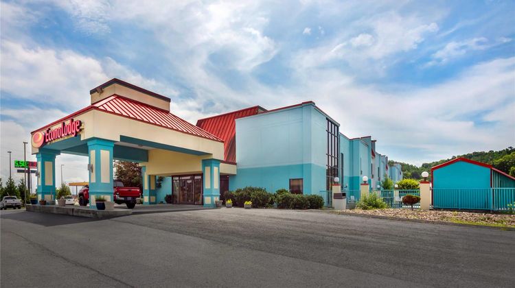Econo Lodge Newport West Exterior