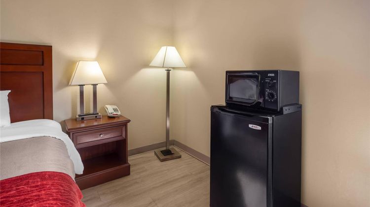 Econo Lodge Newport West Room