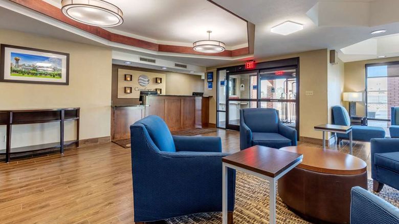 <b>Comfort Inn Lobby</b>. Images powered by <a href="https://iceportal.shijigroup.com/" title="IcePortal" target="_blank">IcePortal</a>.