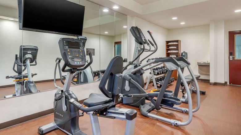 <b>Comfort Inn Health</b>. Images powered by <a href="https://iceportal.shijigroup.com/" title="IcePortal" target="_blank">IcePortal</a>.