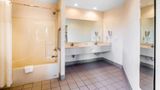 Quality Inn Clinton Room