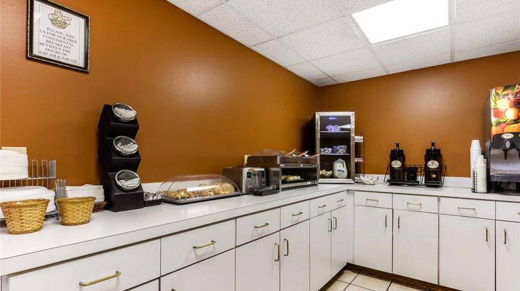 Econo Lodge Inn and Suites Dickson Restaurant
