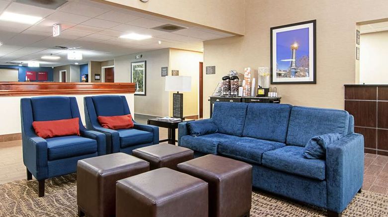 <b>Comfort Suites Lobby</b>. Images powered by <a href="https://iceportal.shijigroup.com/" title="IcePortal" target="_blank">IcePortal</a>.
