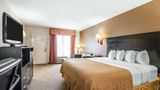 <b>Quality Inn Room</b>. Images powered by <a href="https://iceportal.shijigroup.com/" title="IcePortal" target="_blank">IcePortal</a>.