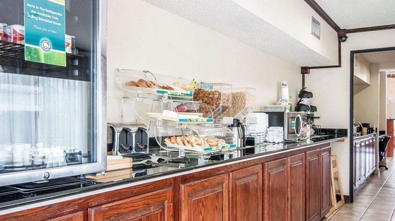 <b>Quality Inn Restaurant</b>. Images powered by <a href="https://iceportal.shijigroup.com/" title="IcePortal" target="_blank">IcePortal</a>.