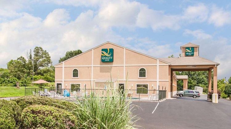 Quality Inn Exterior