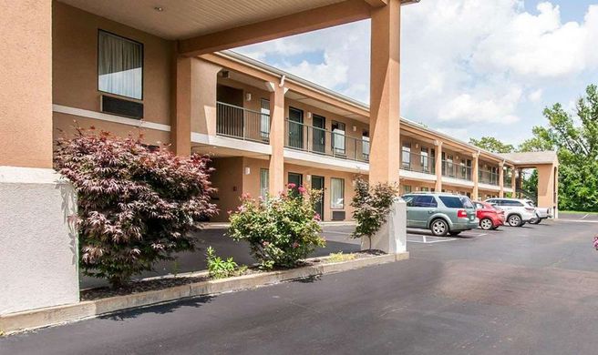 Quality Inn Exterior