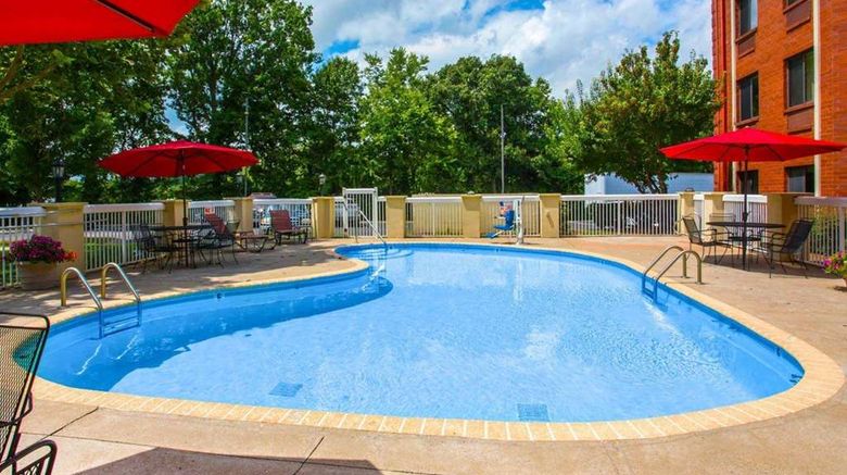 <b>Sleep Inn Pool</b>. Images powered by <a href="https://iceportal.shijigroup.com/" title="IcePortal" target="_blank">IcePortal</a>.
