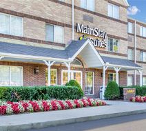 MainStay Suites Brentwood Exterior