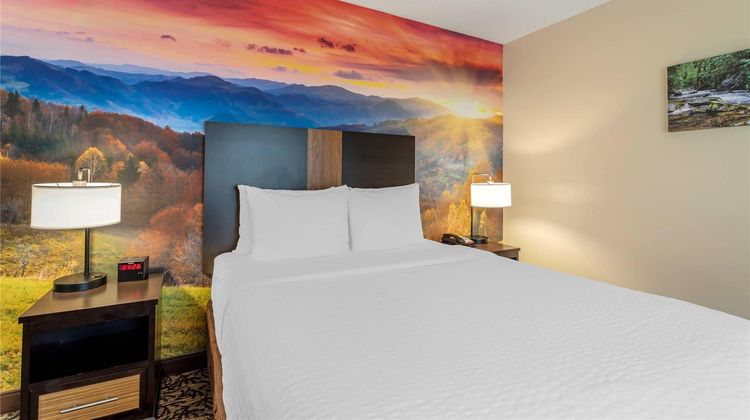 LeConte Hotel & Convention Center Suite