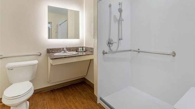 LeConte Hotel & Convention Center Room