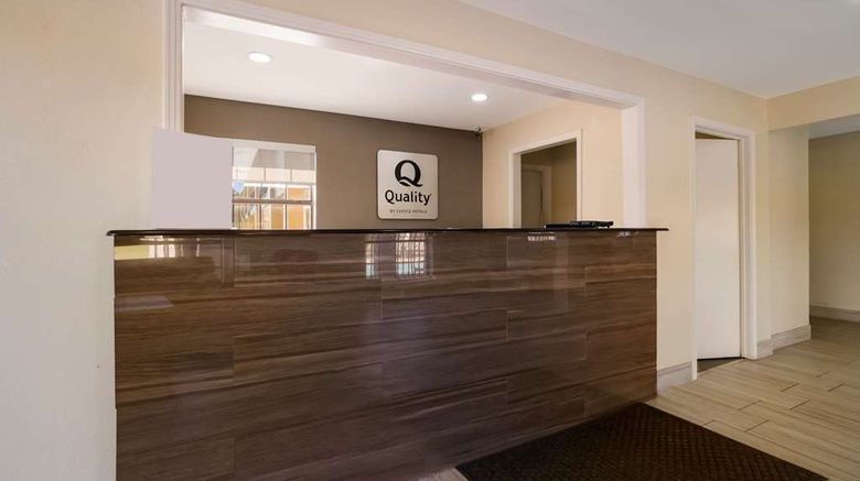 <b>Quality Inn Lobby</b>. Images powered by <a href="https://iceportal.shijigroup.com/" title="IcePortal" target="_blank">IcePortal</a>.