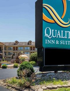 Quality Inn & Suites River Suites